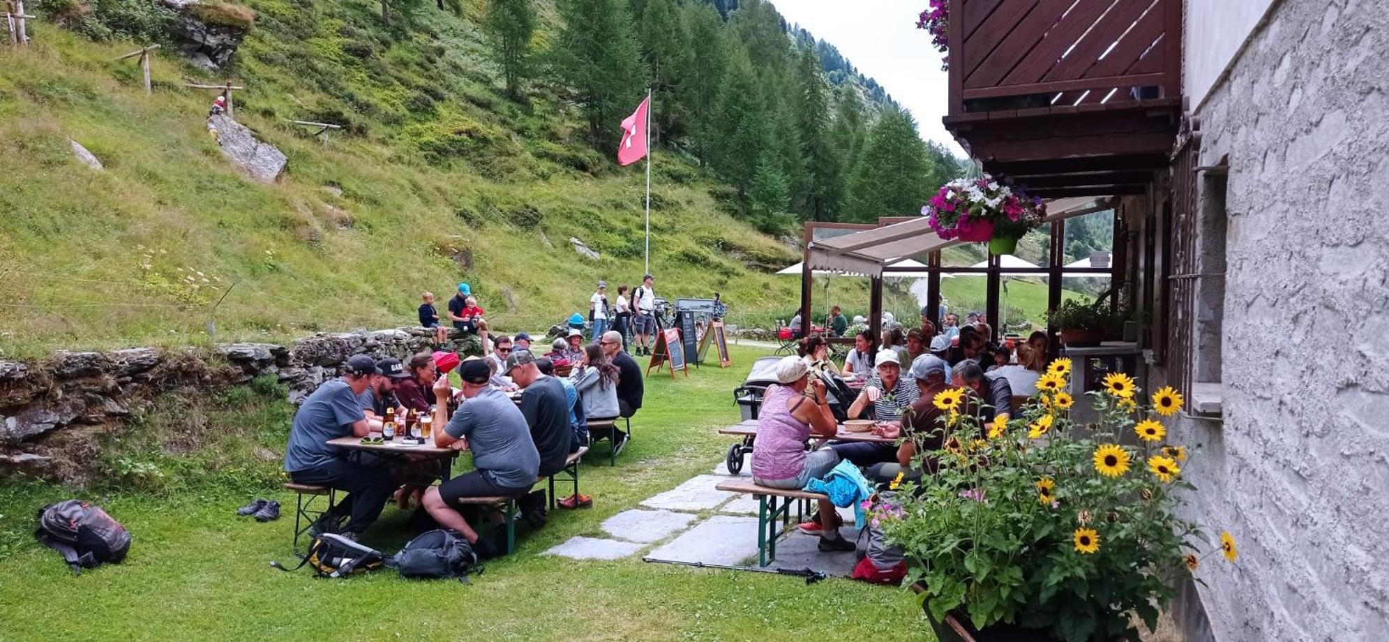 Hotel Ristorante Lagrev Maloja Εξωτερικό φωτογραφία