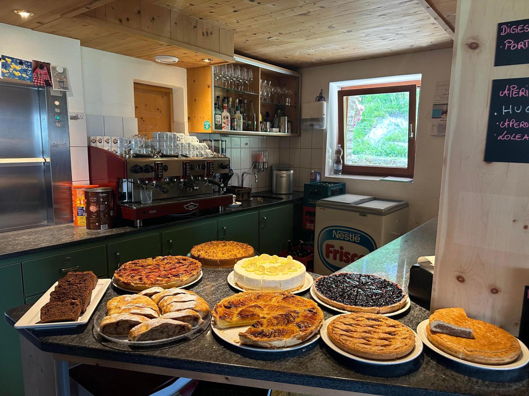 Hotel Ristorante Lagrev Maloja Εξωτερικό φωτογραφία